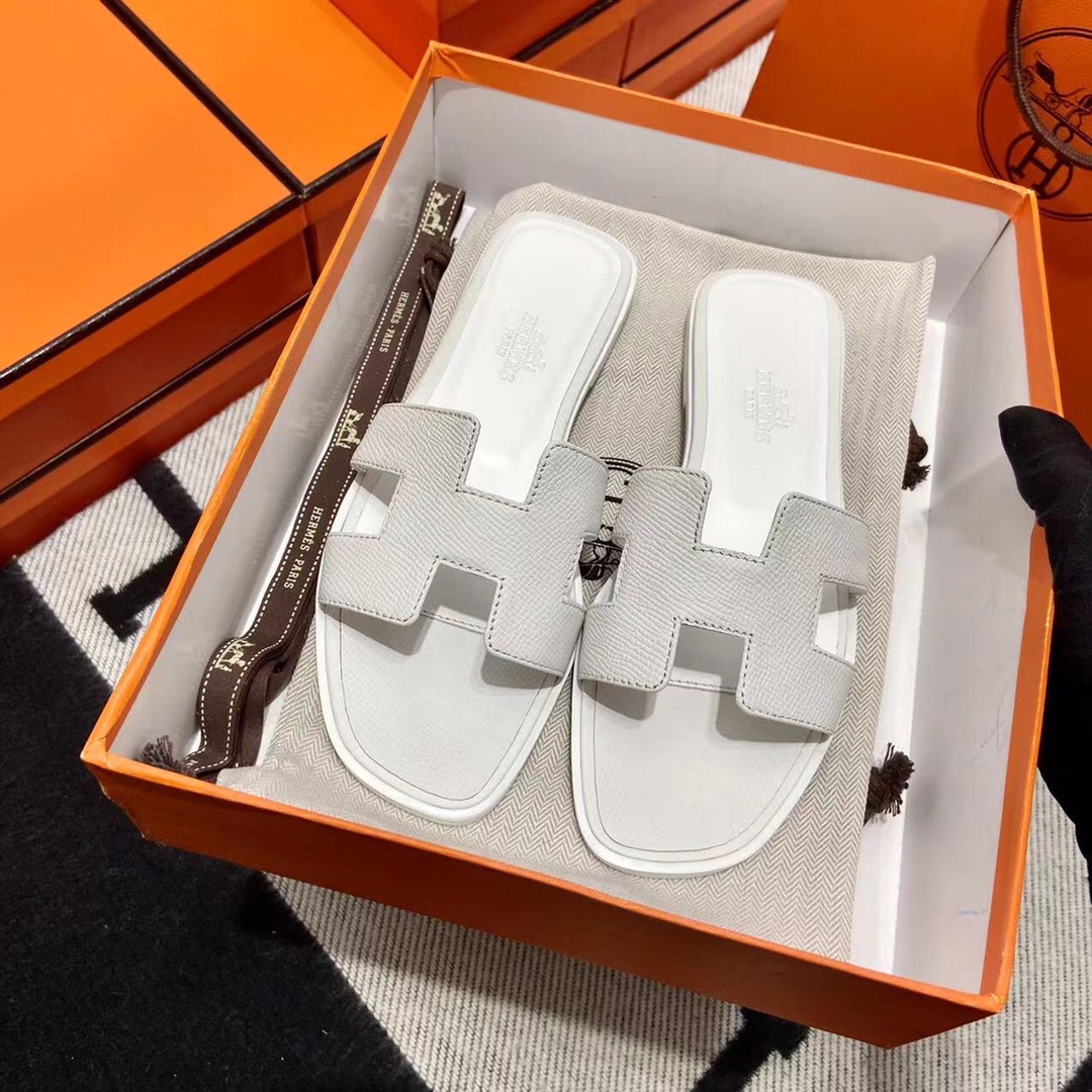 에르메스 올수공 오란 슬리퍼 샌들 앱송 137